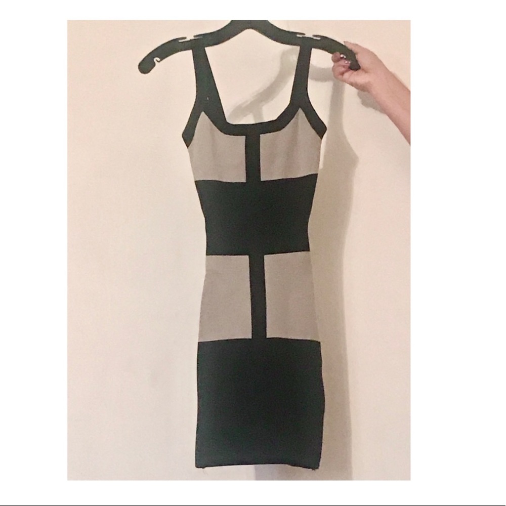 BCBGMAXAZRIA Bodycon Colorblock mini dress